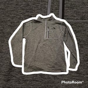 North Face 1/2 Zip Men’s Long Sleeve, Fleece Inside